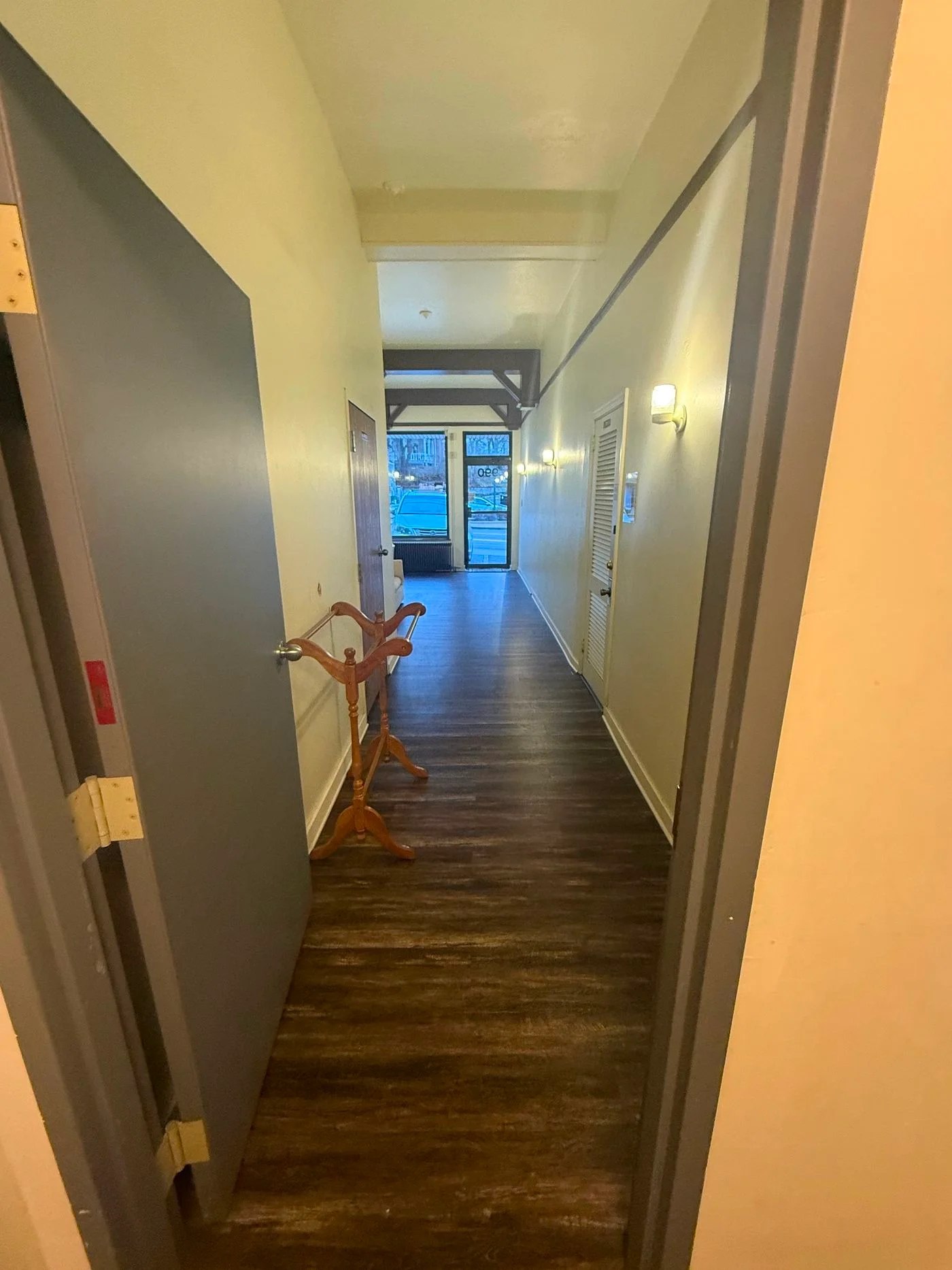 Photo 2 of 990 Greentree Road, Pittsburgh, PA 15220