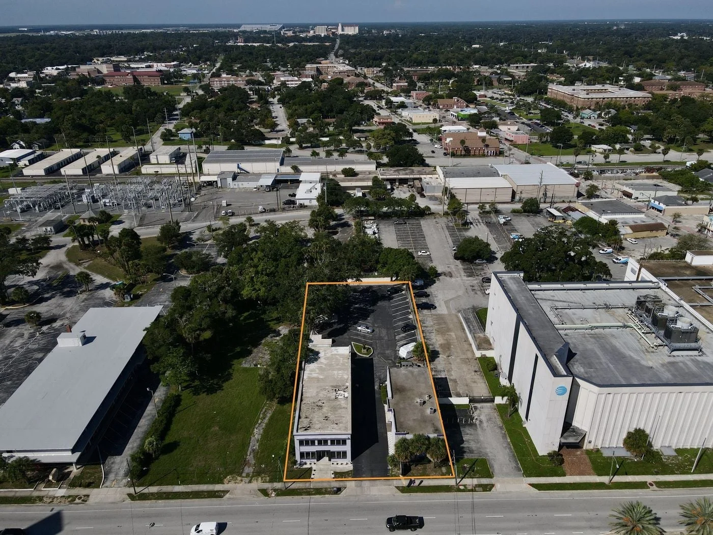 Photo 2 of 240 North Ridgewood Avenue, Daytona Beach, FL 32114