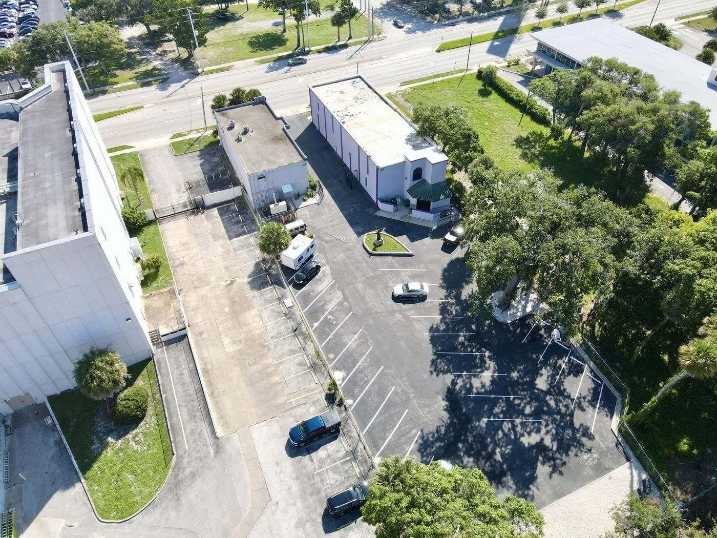 Photo 3 of 240 North Ridgewood Avenue, Daytona Beach, FL 32114