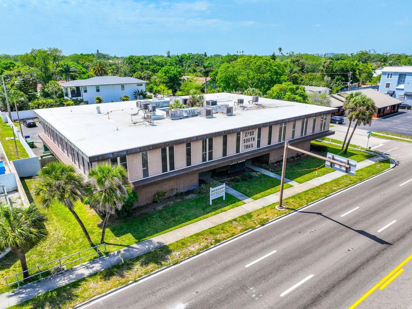 Photo 1 of 2700 S Tamiami Trl, Sarasota, FL 34239