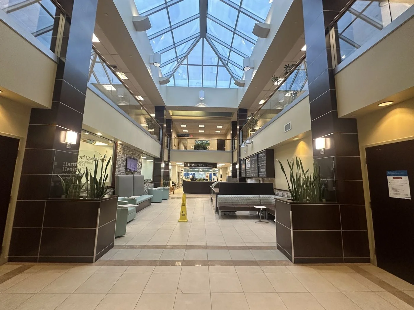 Photo 3 of 100 Simsbury Road, Avon, CT 06001