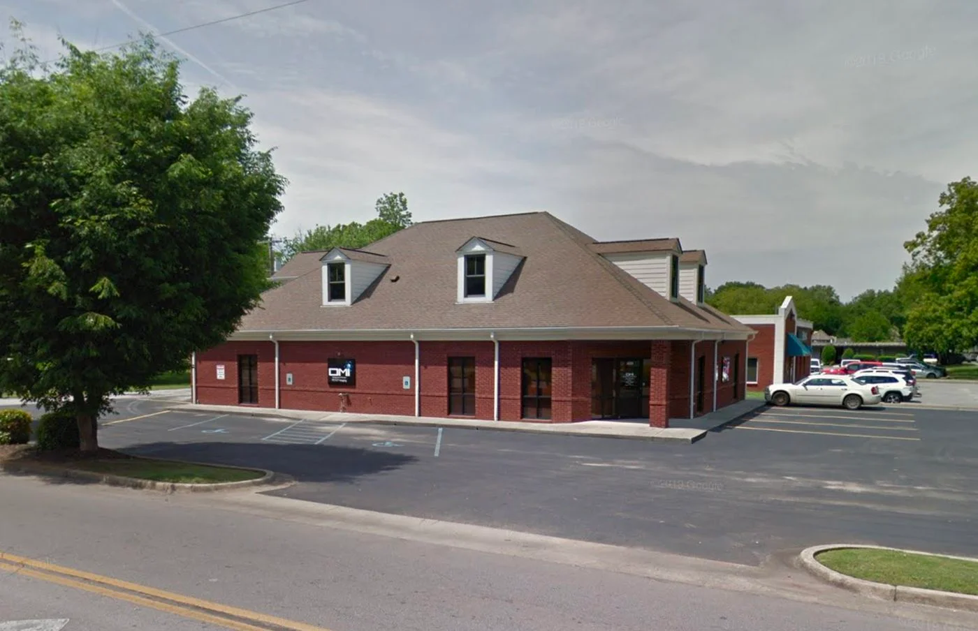 Photo 1 of 1123 16th Avenue SE, Decatur, AL 35601