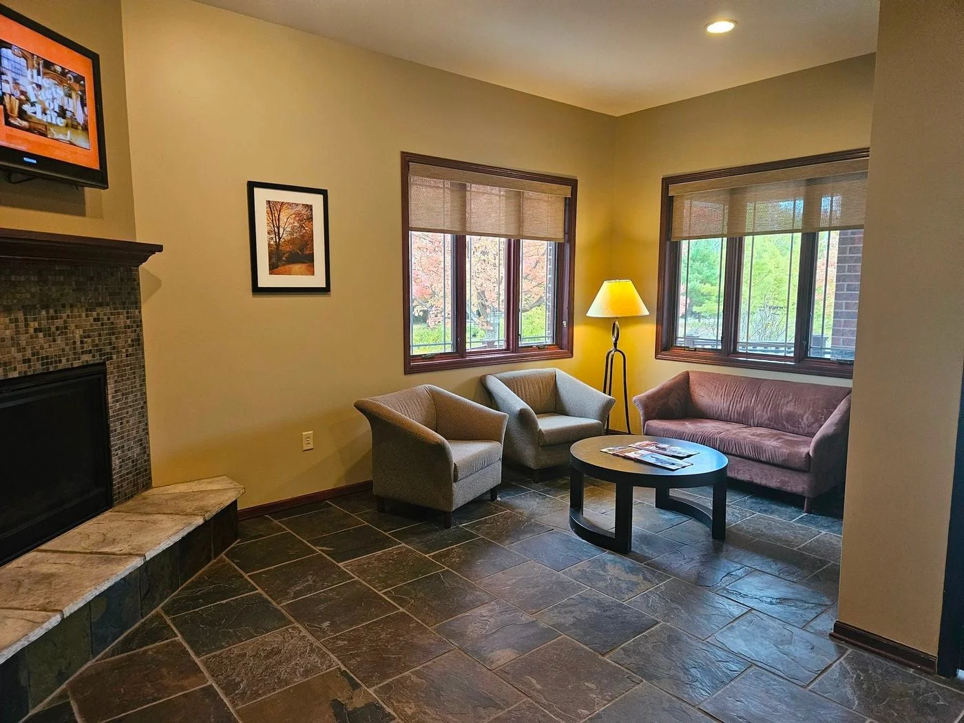 Photo 3 of 3601 Mcdonough St, Joliet, IL 60431