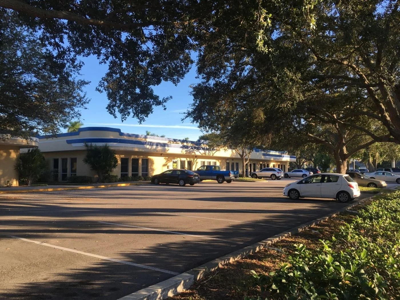 Photo 2 of 406 43rd St. W., Bradenton, FL 34209