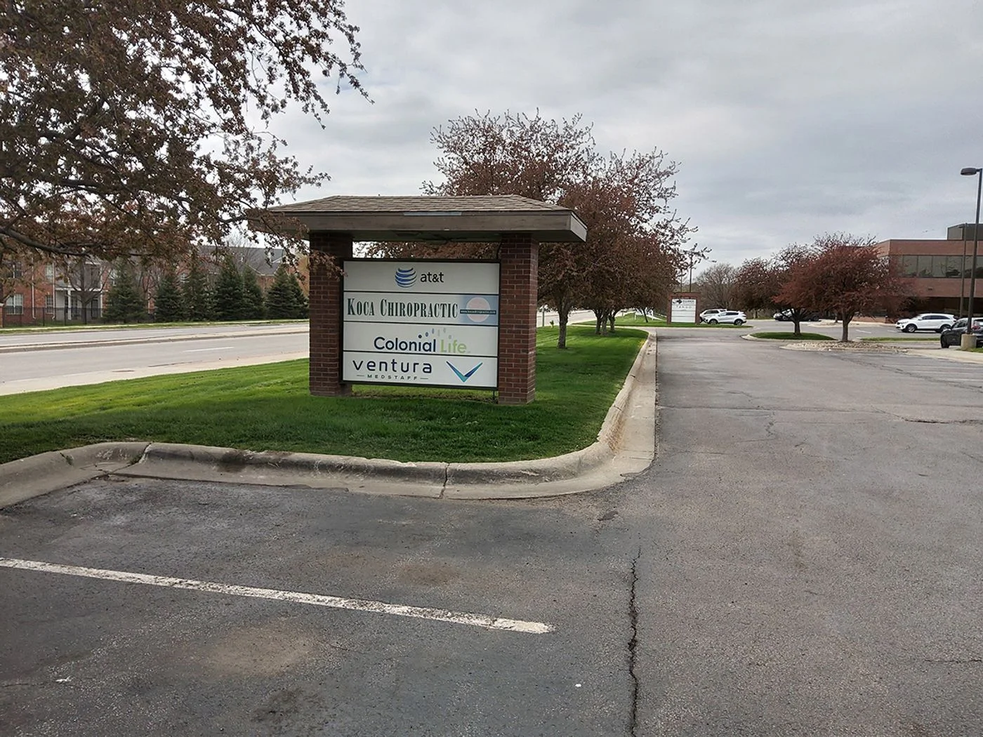 Photo 2 of 11420 Blondo St, Omaha, NE 68164