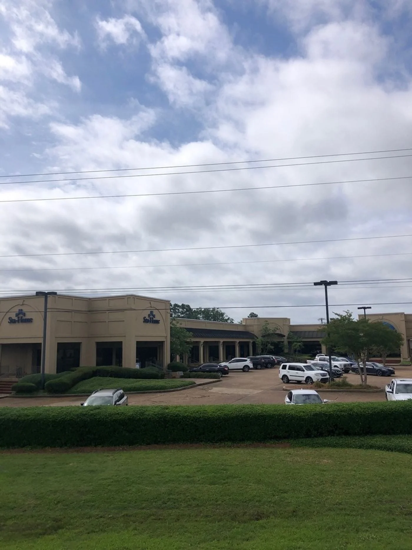 Photo 1 of 3500 Lakeland Drive, Flowood, MS 39232