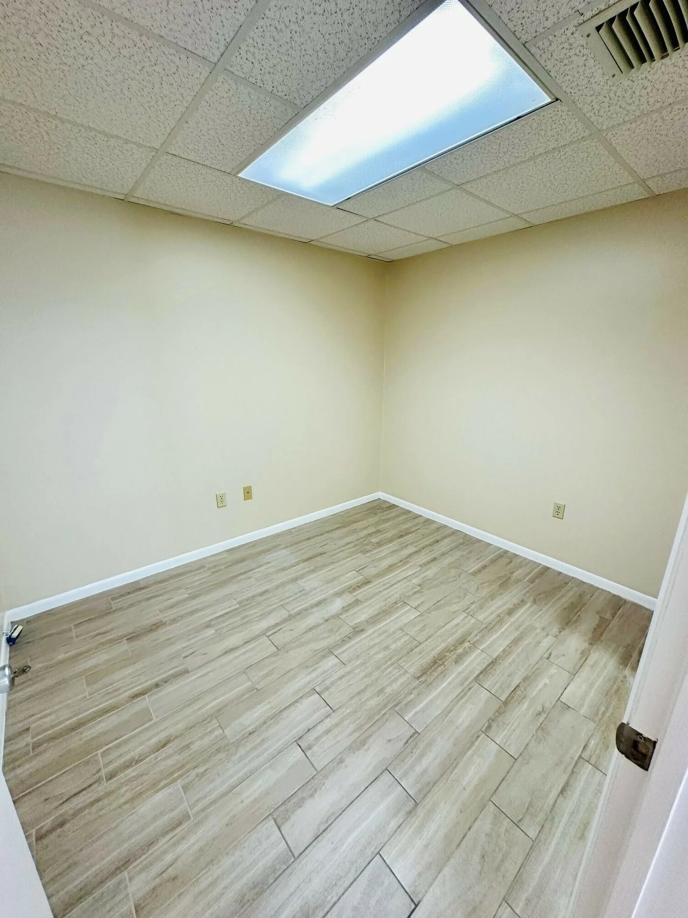 Photo 3 of 221 E 23rd St, Panama City, FL 32405