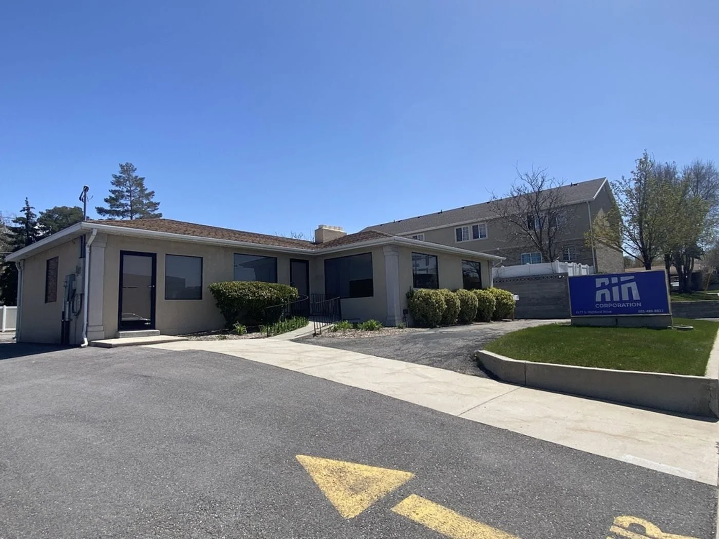 Photo 1 of 7177 S Highland Dr, Cottonwood Heights, UT 84121