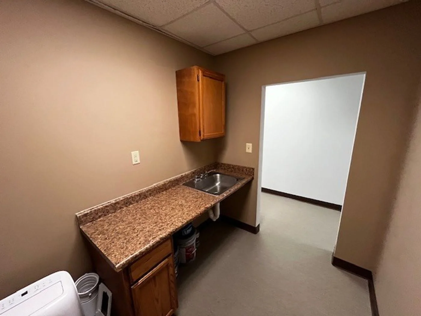 Photo 2 of 6720 Patterson Ave, Richmond, VA 23226