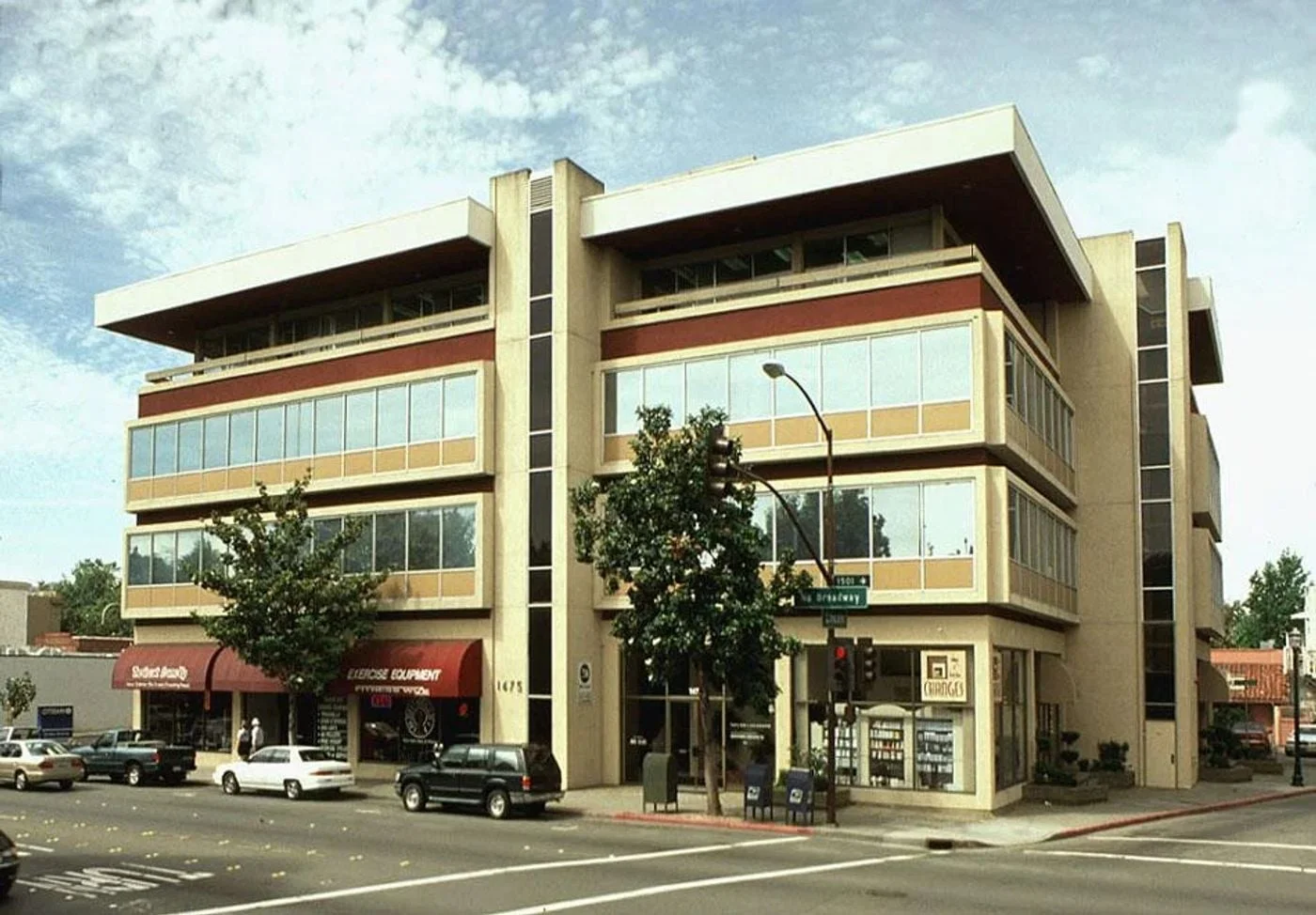 Photo 1 of 1475 N Broadway, Walnut Creek, CA 94596