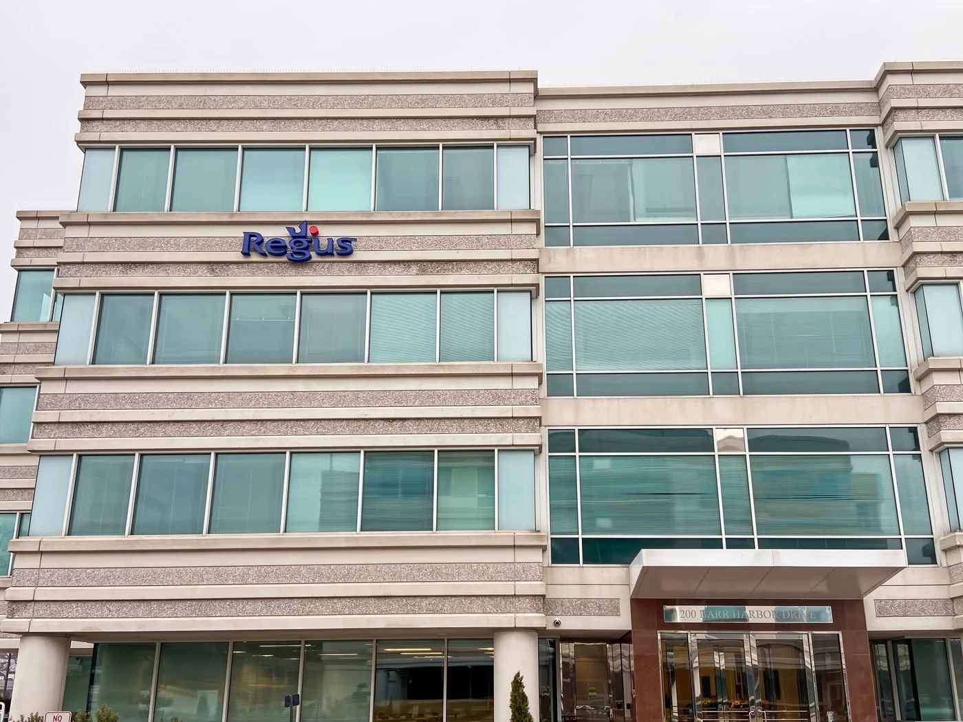 Photo 3 of 200 Barr Harbor Drive Four Tower Bridge, West Conshohocken, PA 19428