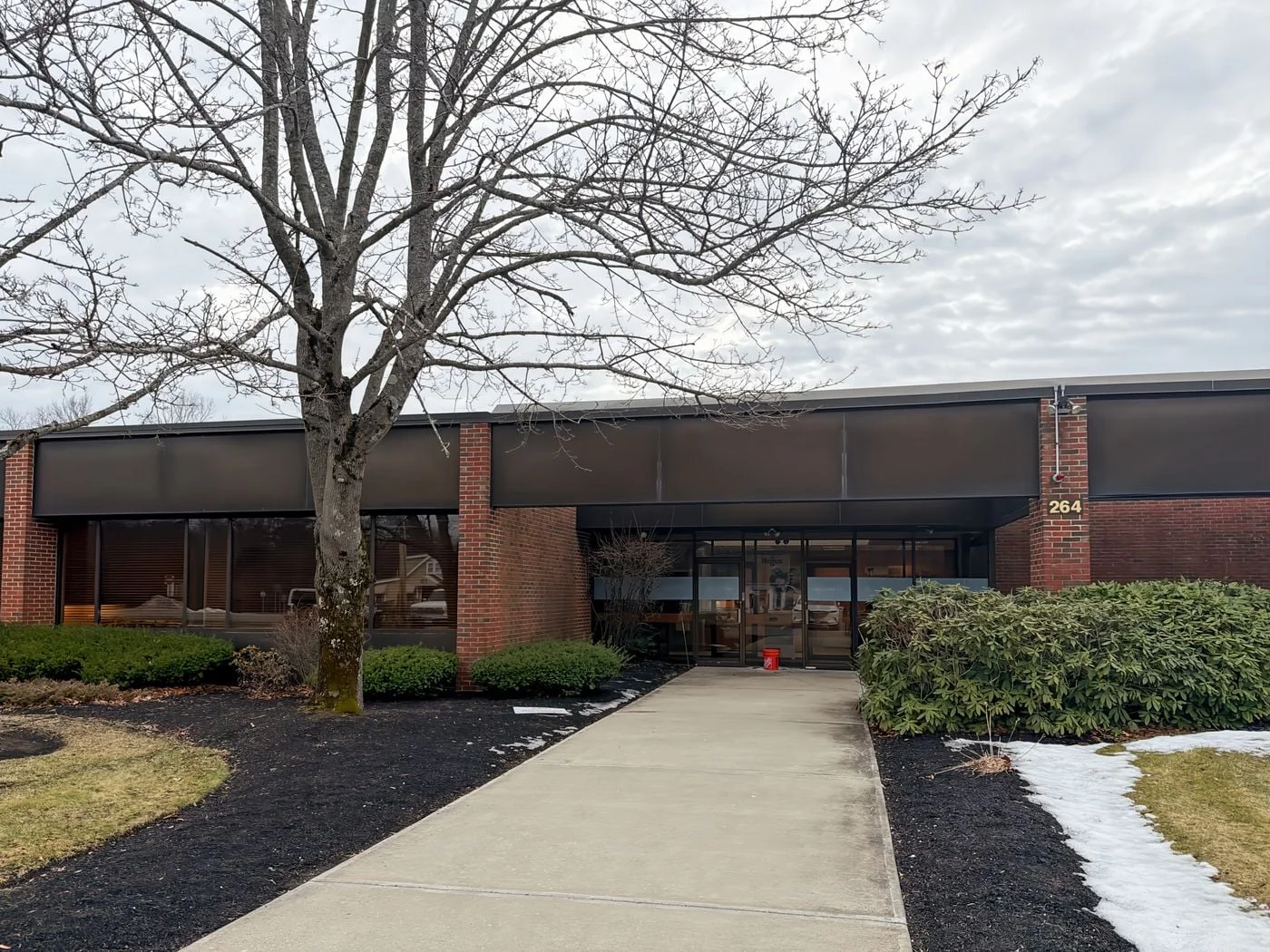 Photo 1 of 264 S River Rd 1st Floor, Bedford, NH 17750