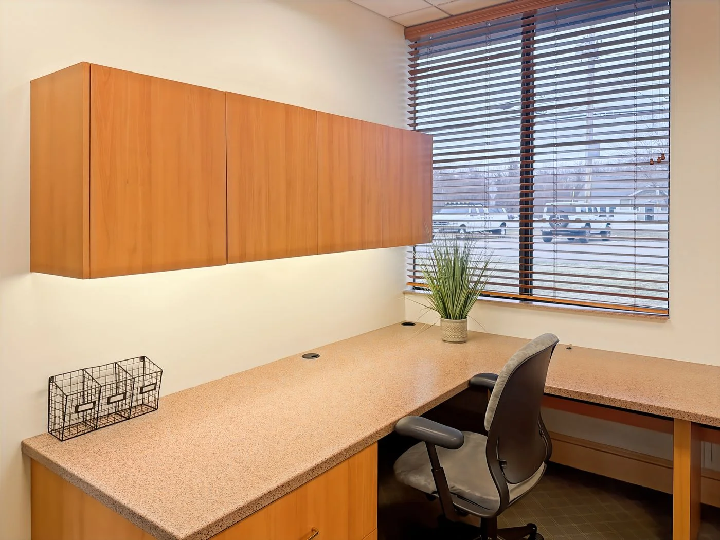 Photo 2 of 264 S River Rd 1st Floor, Bedford, NH 17750