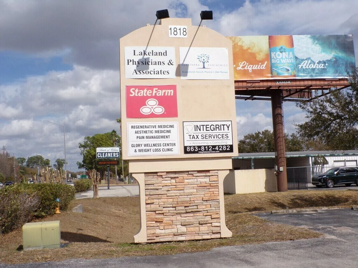 Photo 2 of 1818 Harden Boulevard, Lakeland, FL 33803