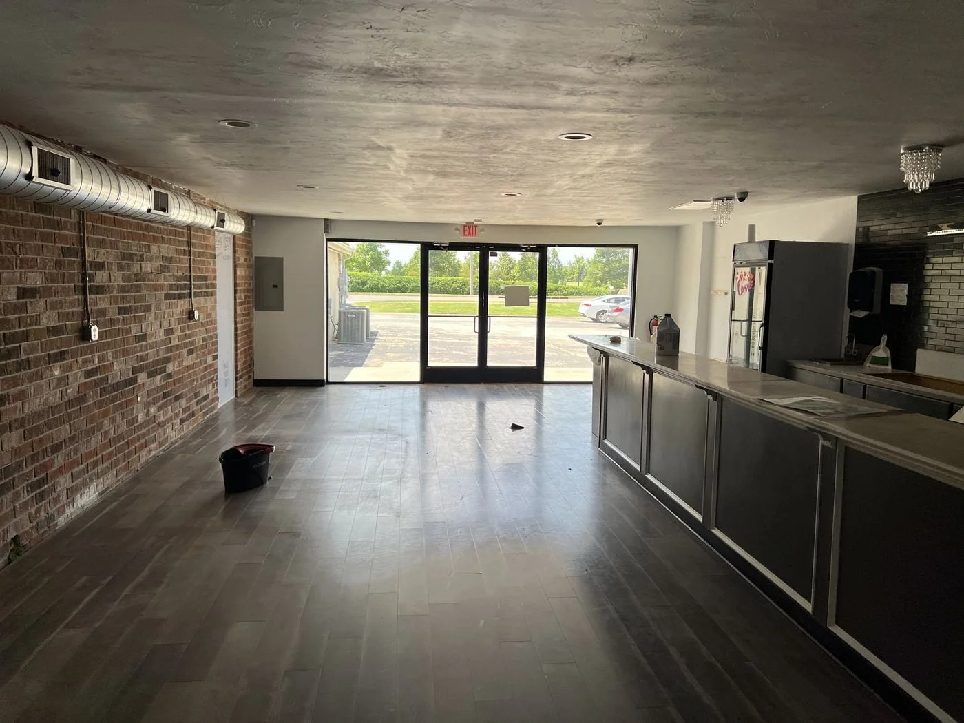 Photo 3 of 819 SW 19th St, Moore, OK 73160