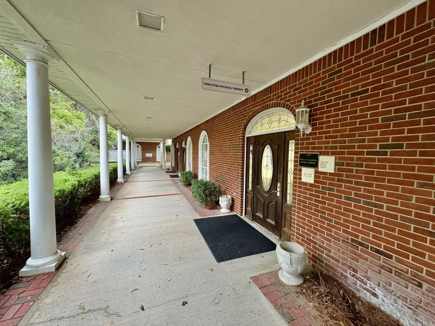 Photo 2 of 550 Florida 85, Niceville, FL 32578