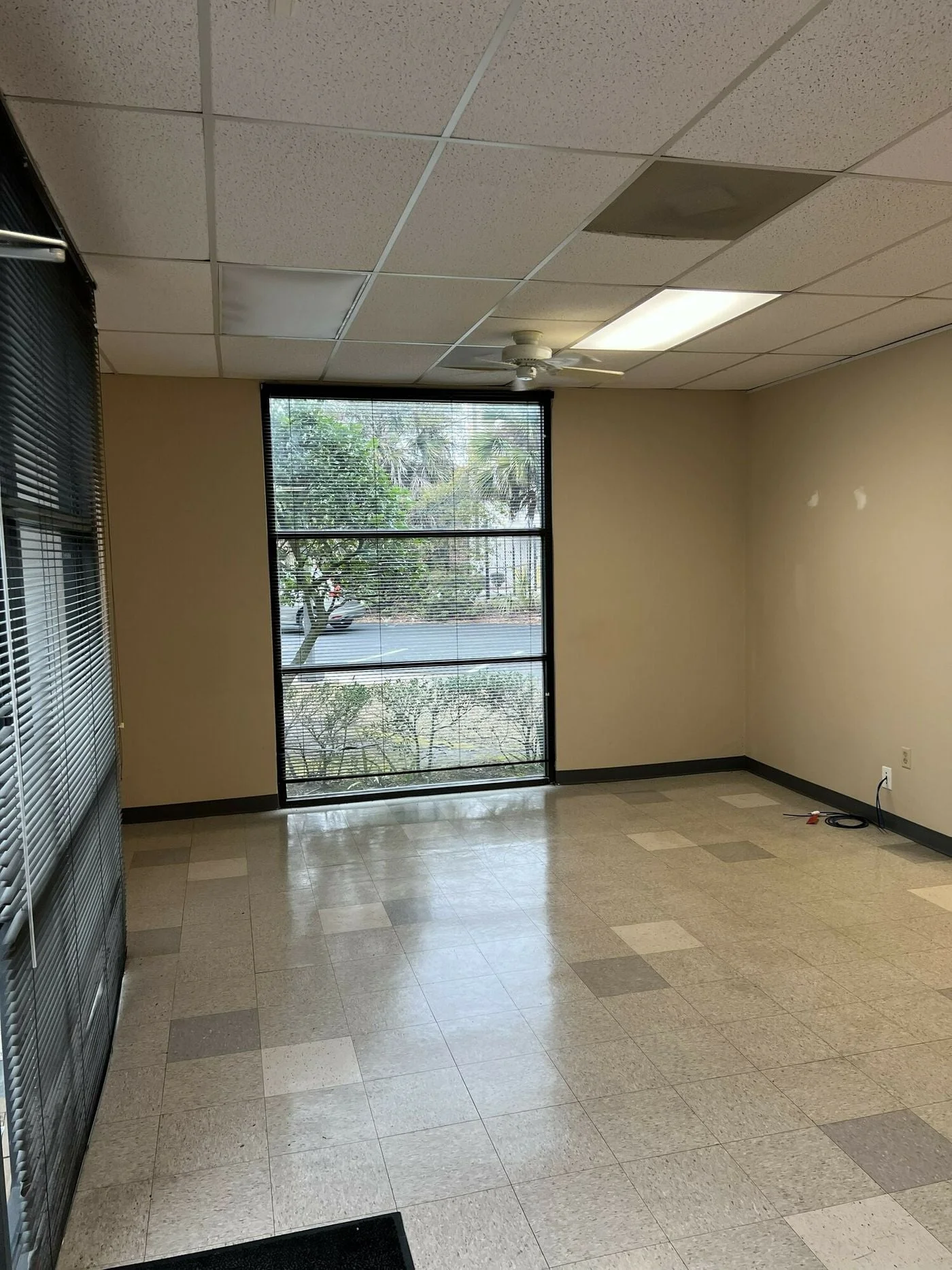 Photo 2 of 4051 Philips Hwy, Jacksonville, FL 32207