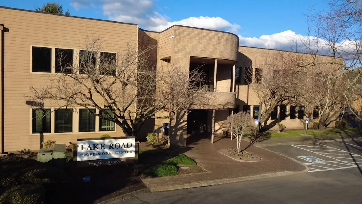 Photo 1 of 7831 SE Lake Rd, Portland, OR 97267