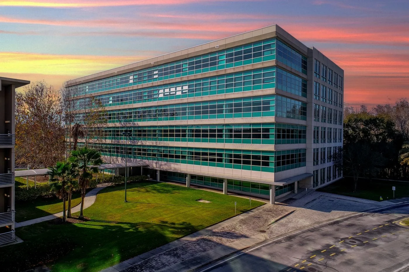 Photo 1 of 18205 Crane Nest Dr, Tampa, FL 33647-2802