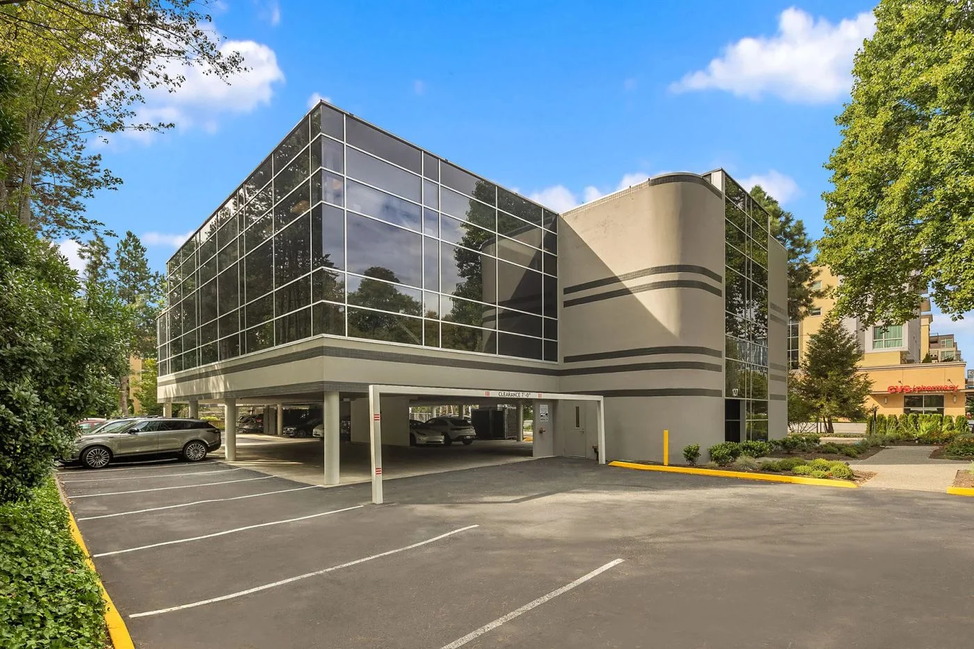 Photo 2 of 127 Bellevue Way SE, Bellevue, WA, 98004