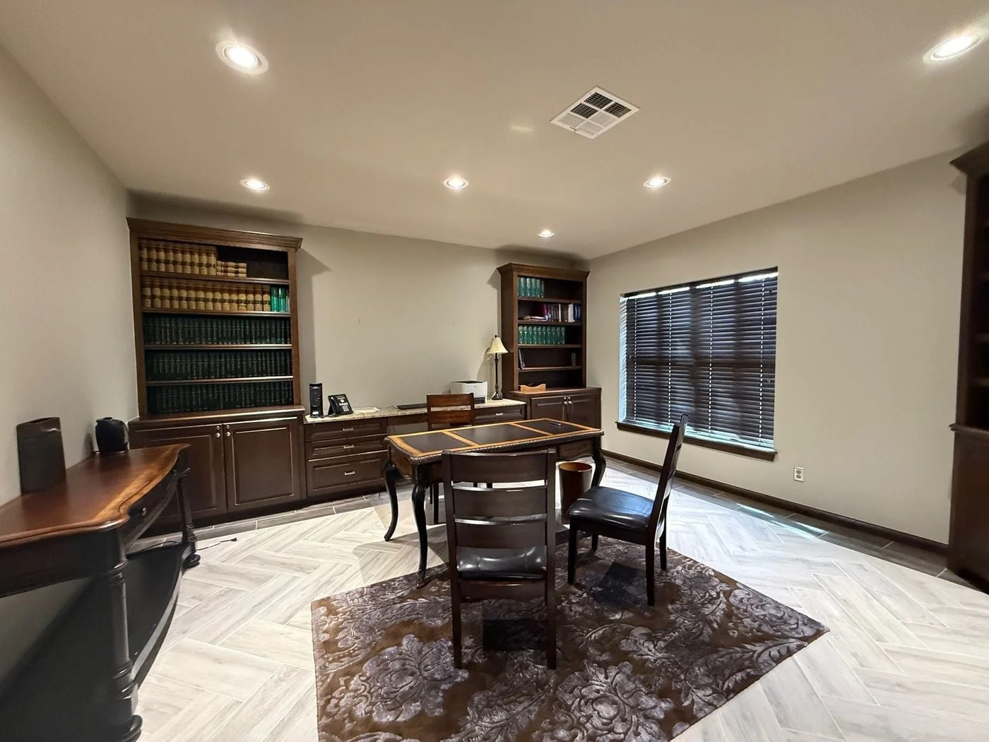 Photo 1 of 1717 N Broadway Ave, Oklahoma City, OK 73103