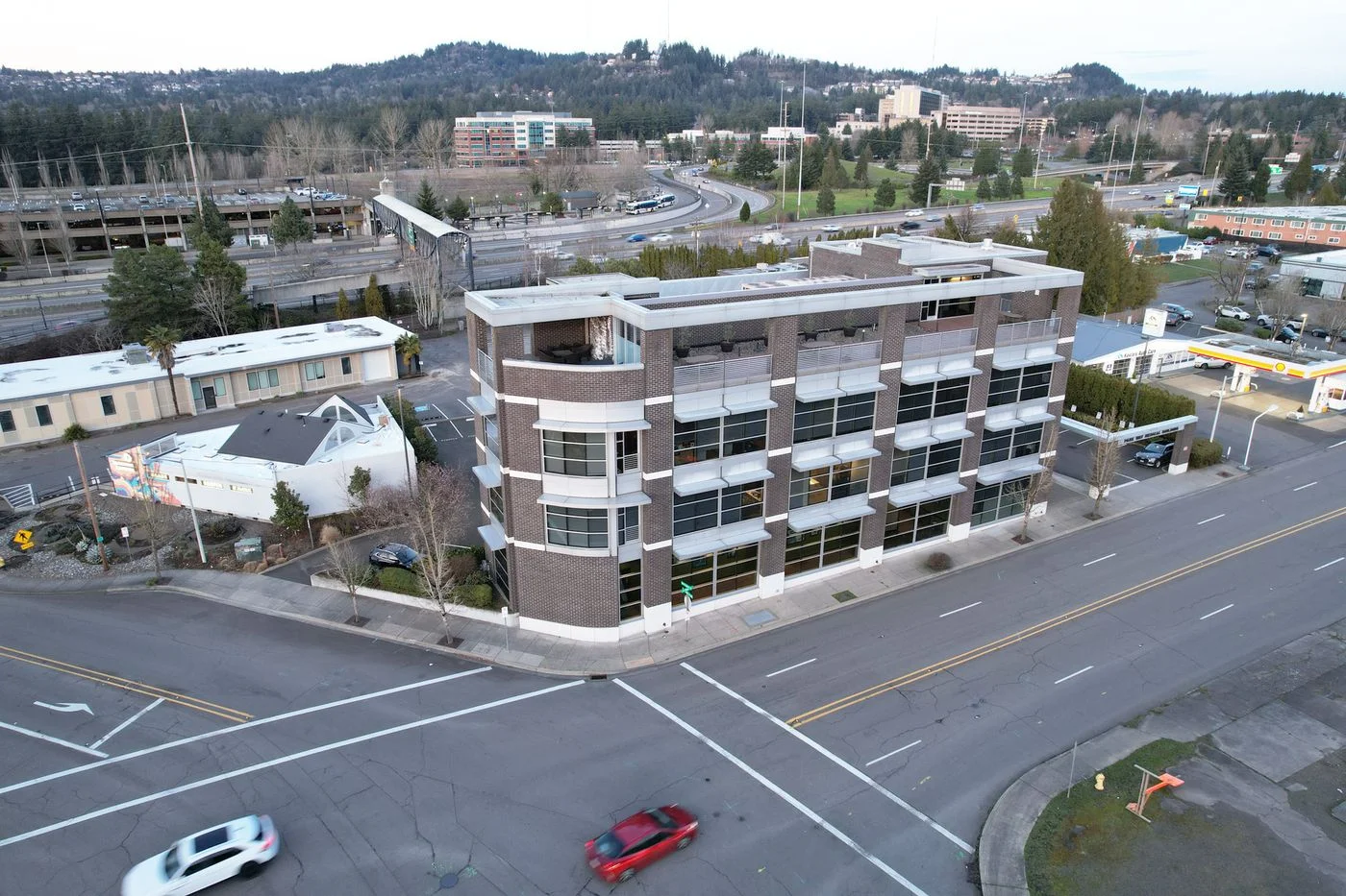 Photo 1 of 10305 SW Park Way, Portland, OR 97225