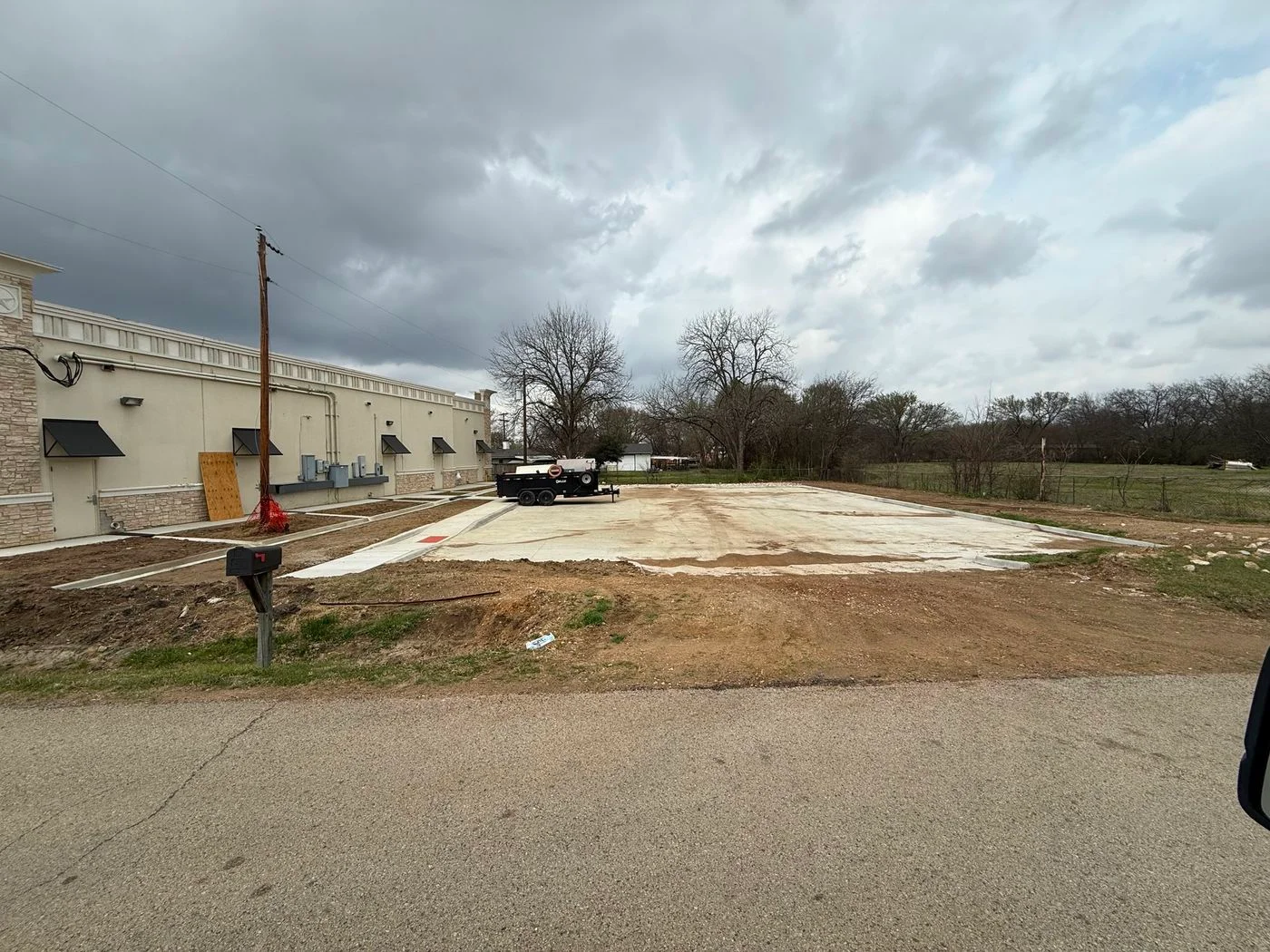 Photo 3 of 8011 South Cooper Street, Arlington, TX 76001