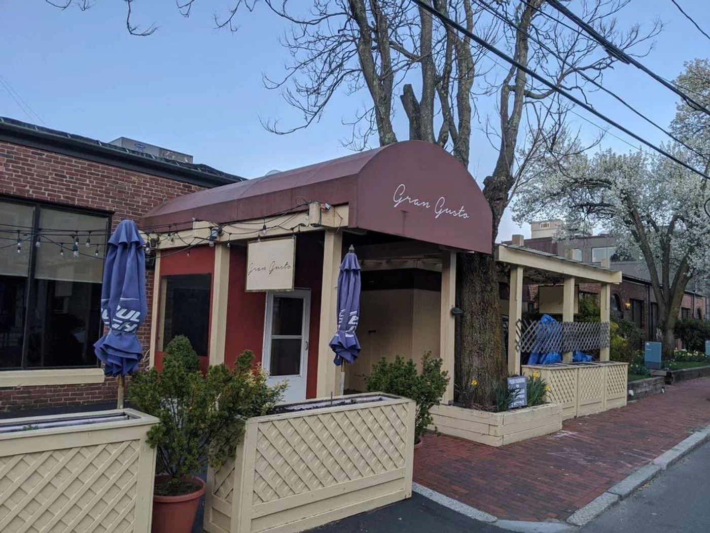 Photo 2 of 90 Sherman Street, Cambridge, MA 02140