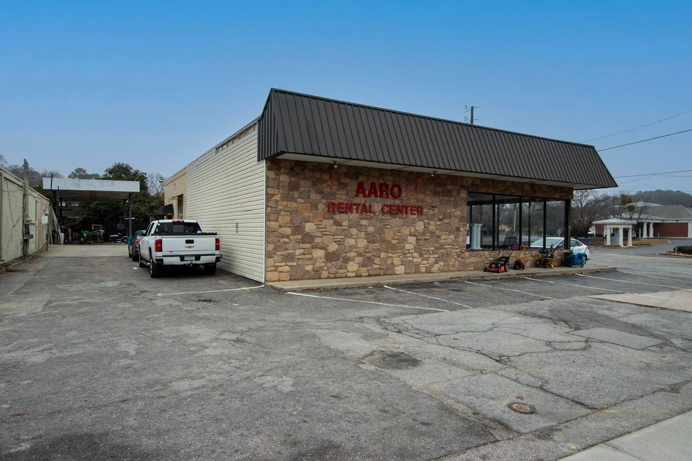 Photo 3 of 900, 910, 986 Knox Abbott Dr., Cayce, SC 29033