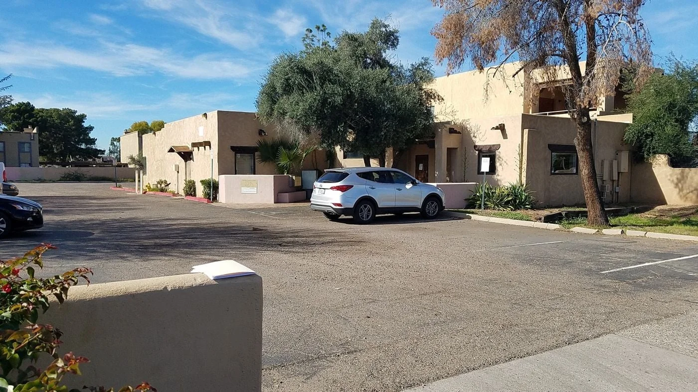 Photo 1 of 736 N Country Club Dr, Mesa, AZ 85201