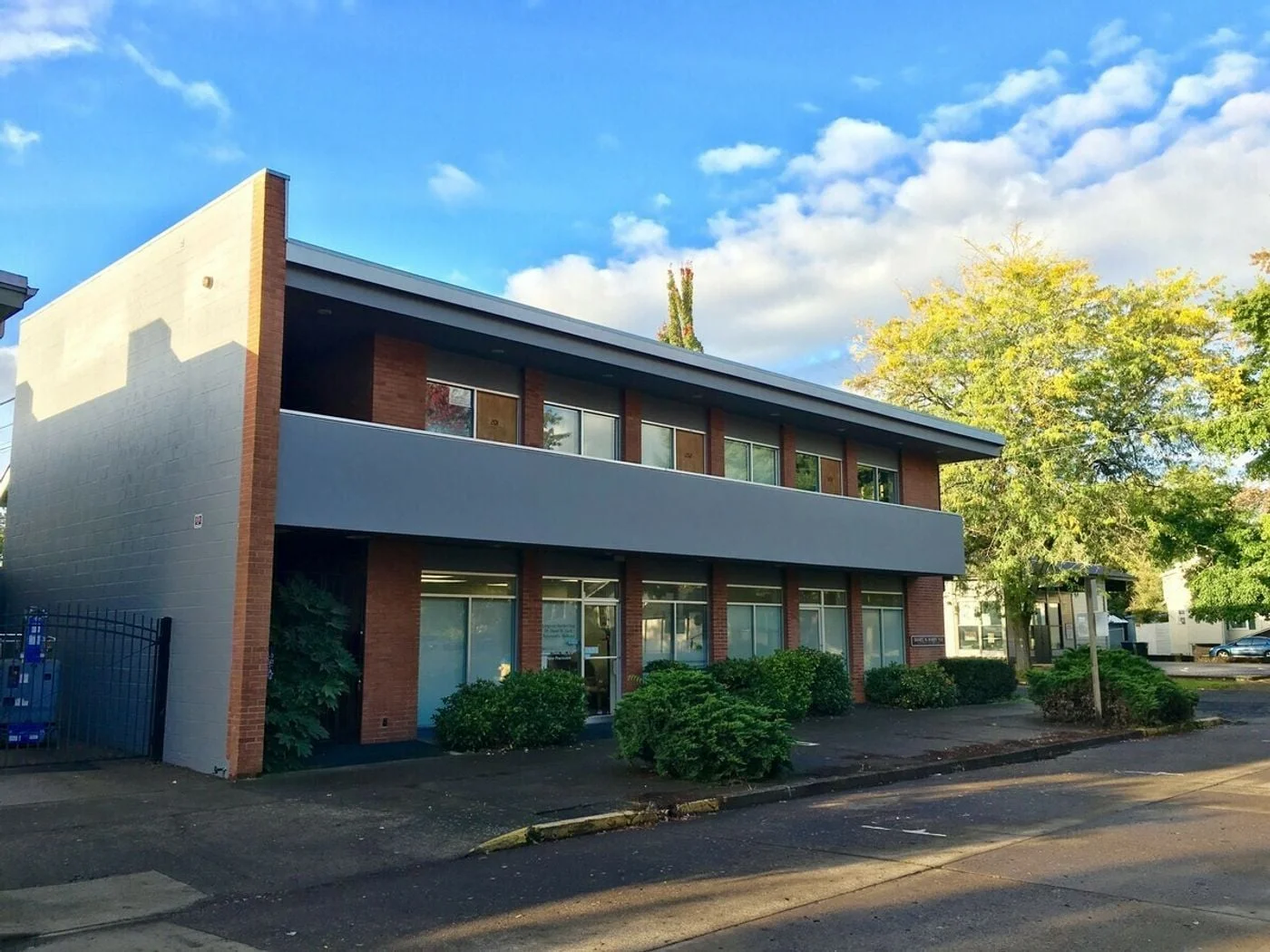 Photo 3 of 390 W 12th Avenue, Eugene, OR 97401