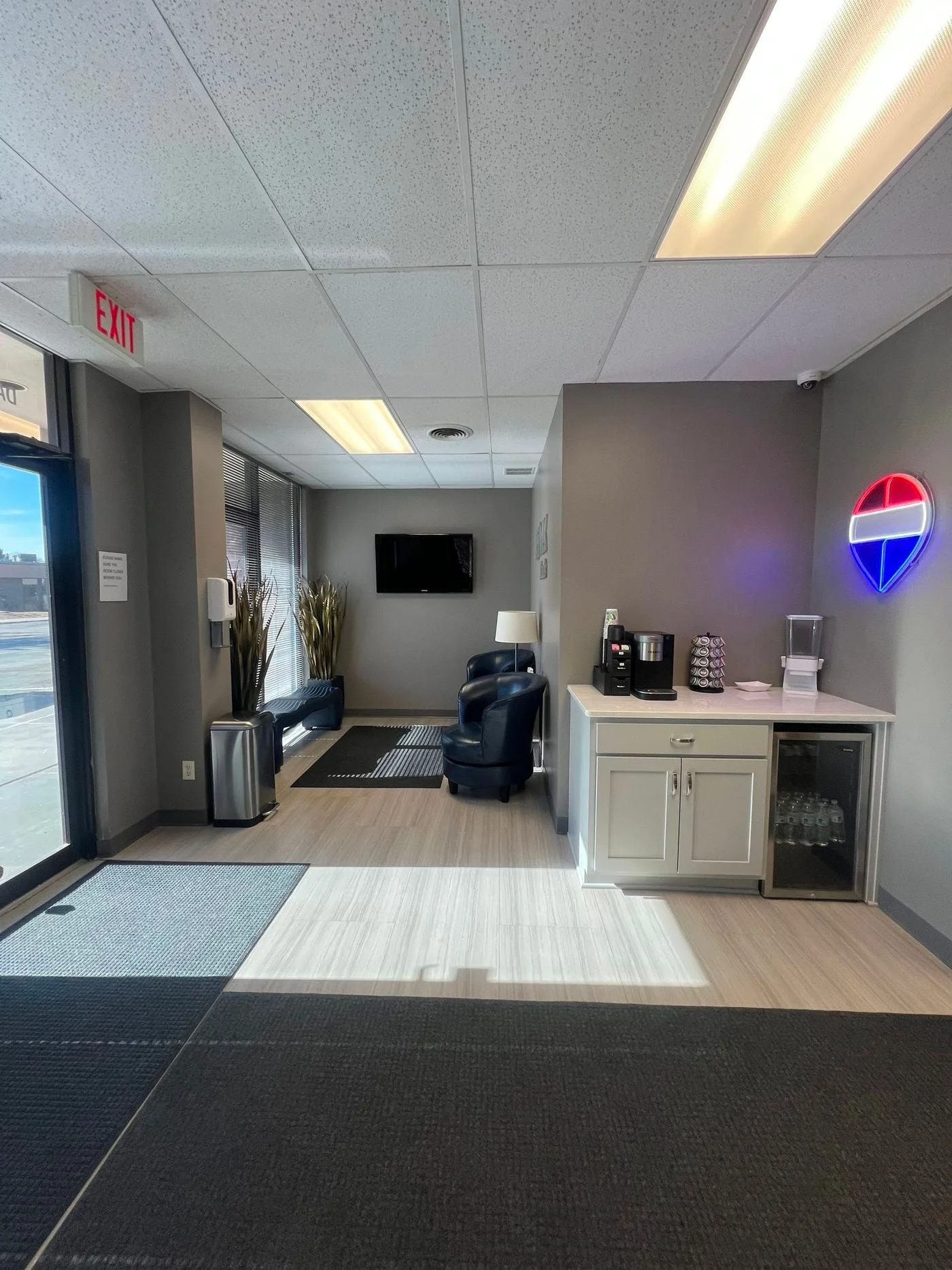 Photo 2 of 11212 Davenport Street, Omaha, NE 68154