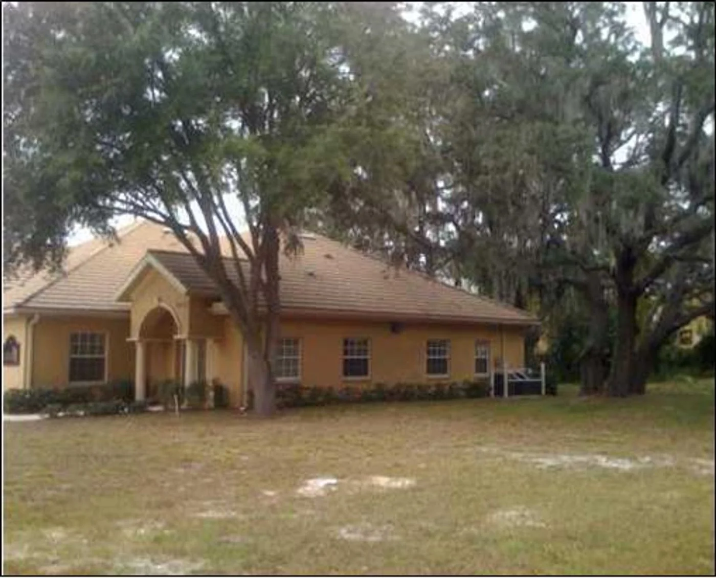 Photo 2 of 11460 N 53rd St., Tampa, FL 33617