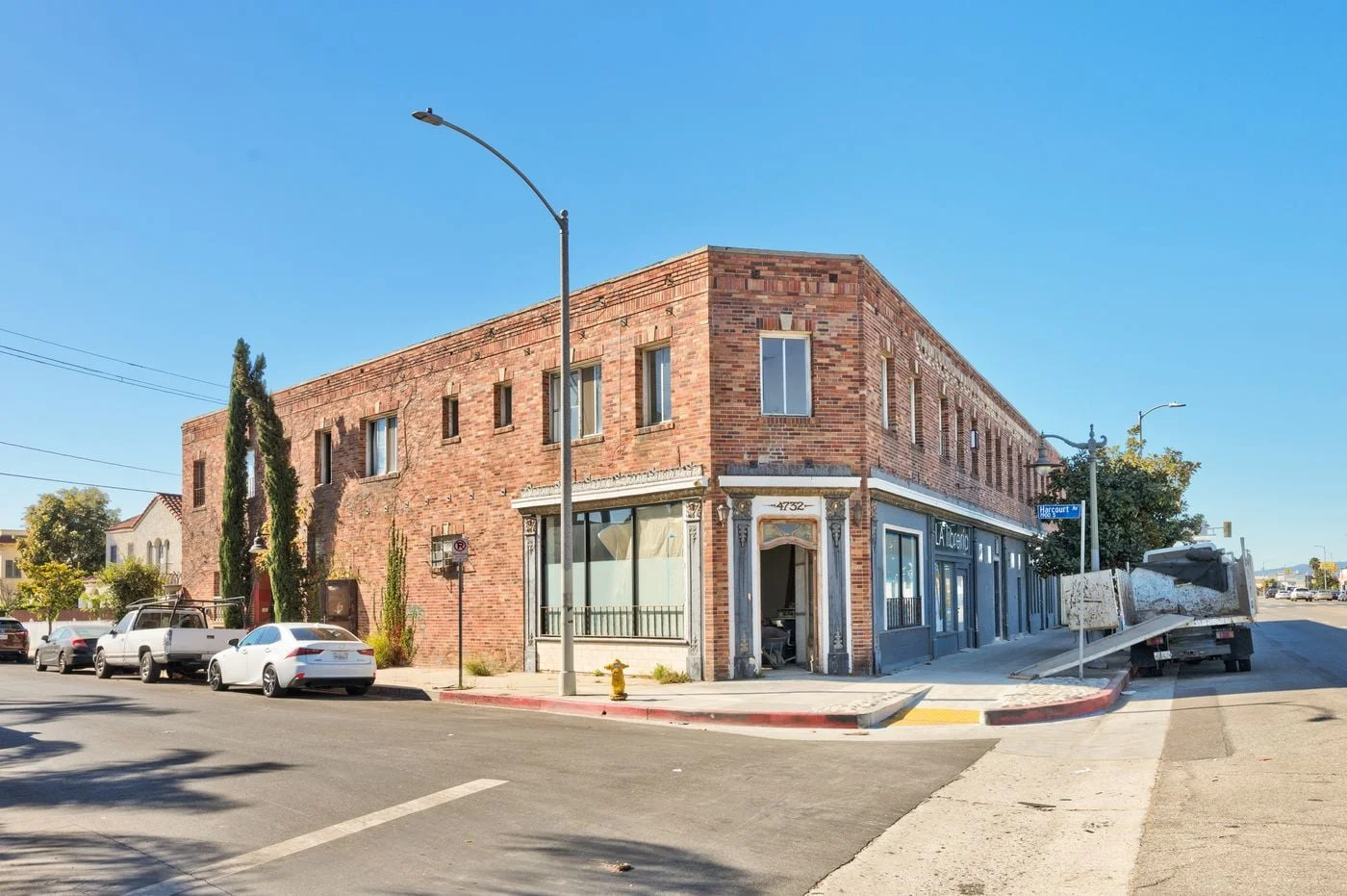 Photo 1 of 4732 - 4742 West Washington Boulevard, Los Angeles, CA 90016