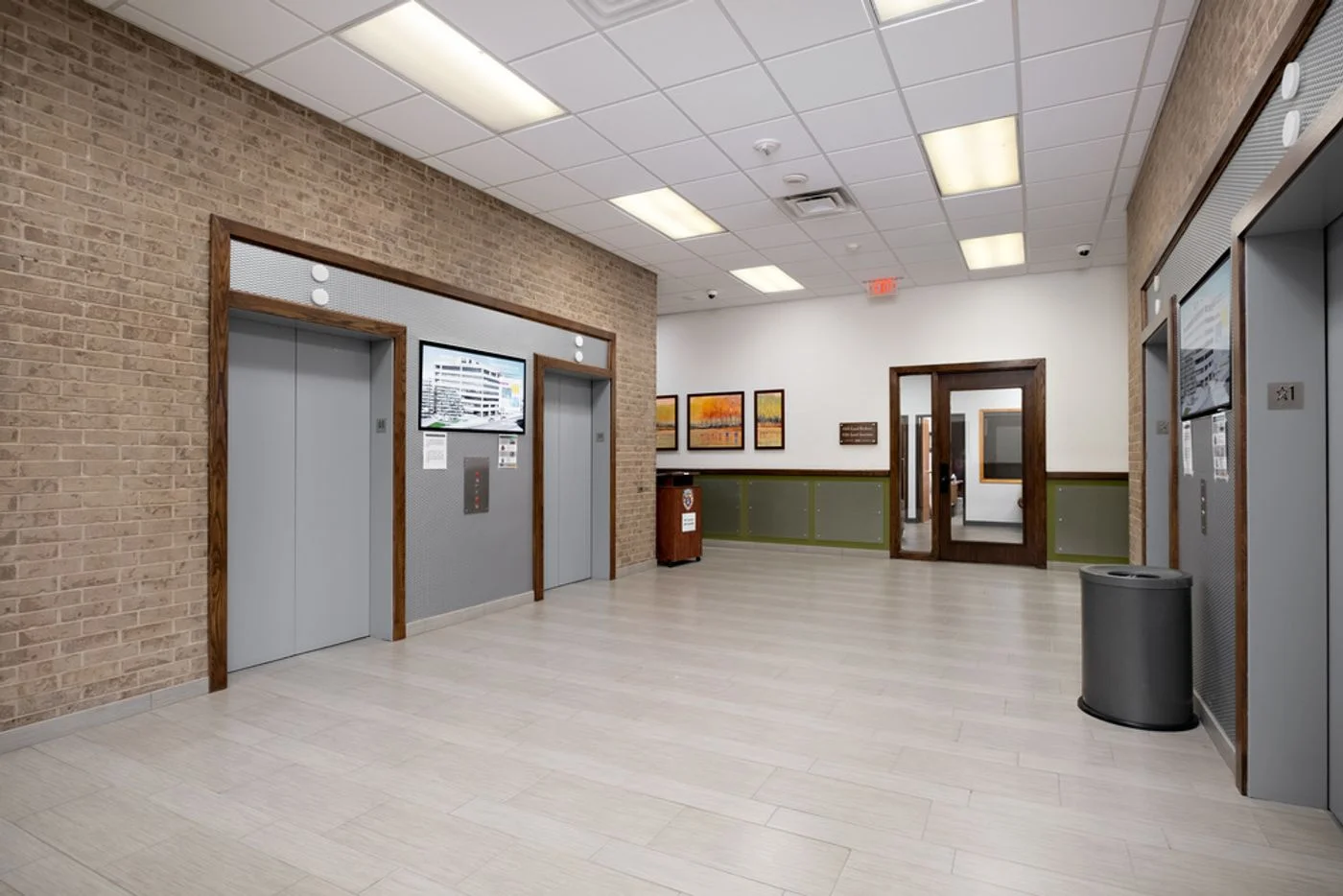 Photo 2 of 905 S Fillmore St, Amarillo, TX 79101