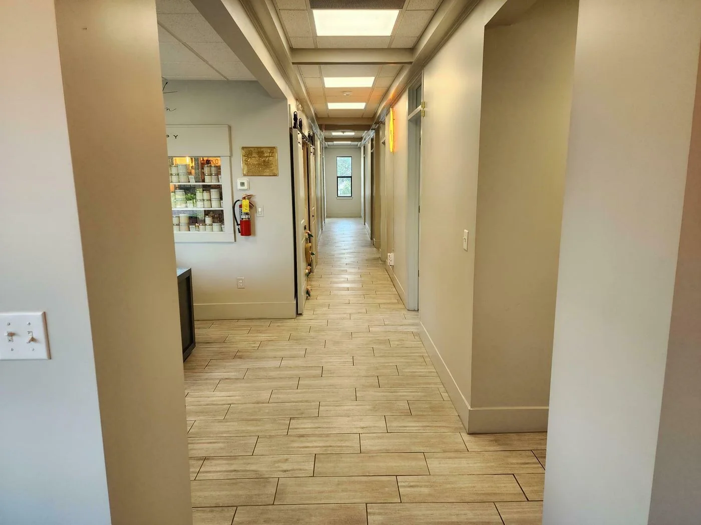 Photo 3 of 1236 Doctor Martin Luther King Junior Street North, St. Petersburg, FL 33705