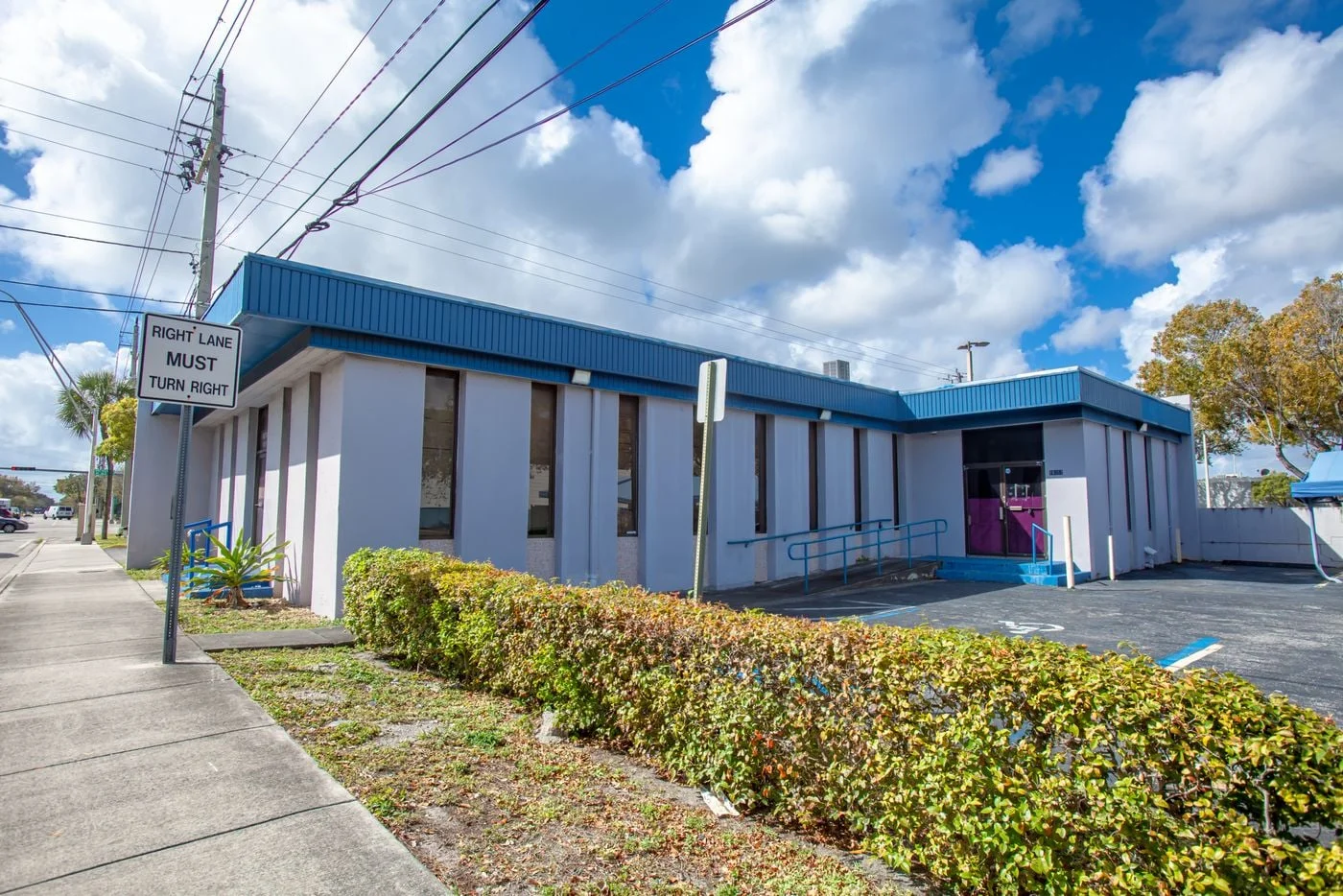 Photo 2 of 16350 Northeast 12th Avenue, North Miami Beach, FL 33162