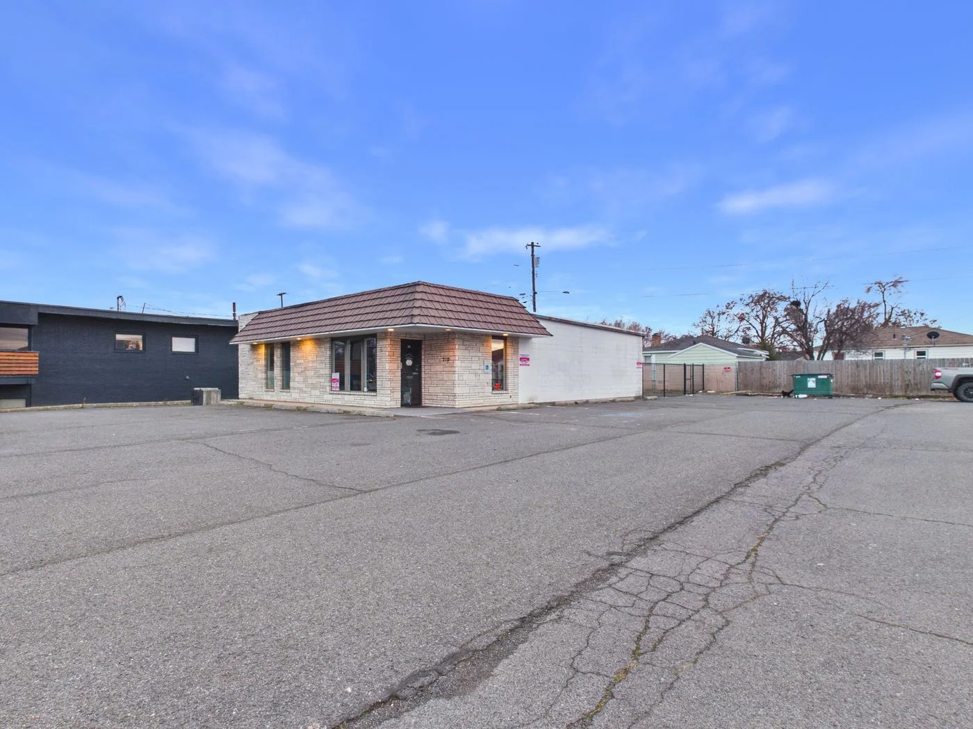 Photo 2 of 210 East Wellesley Avenue, Spokane, WA 99207