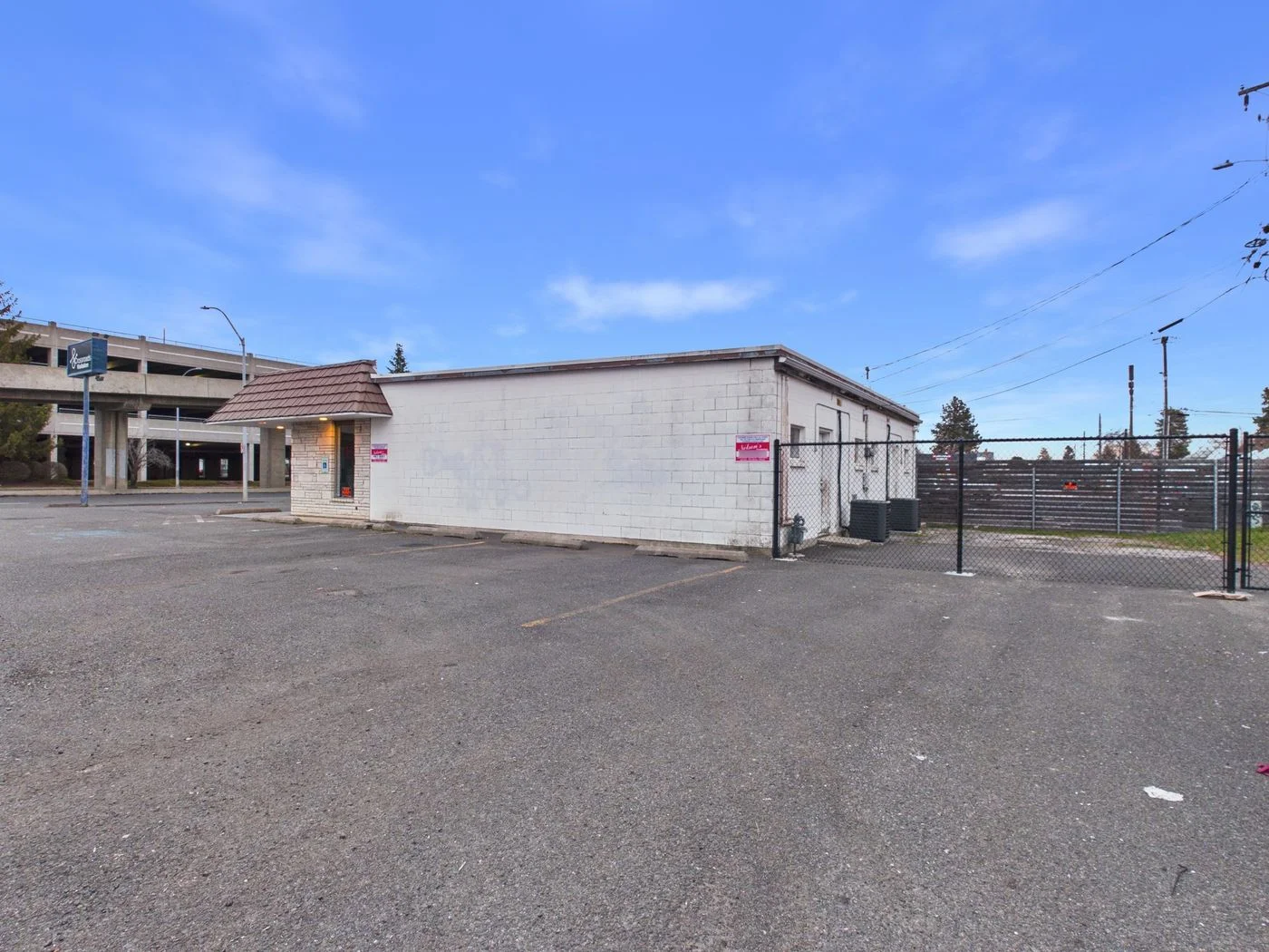 Photo 3 of 210 East Wellesley Avenue, Spokane, WA 99207