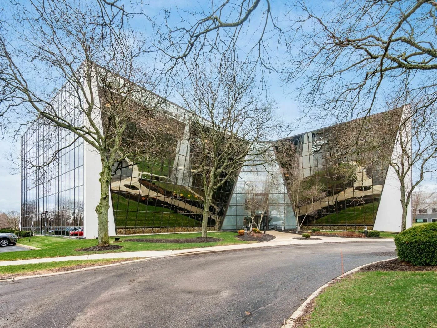 Photo 1 of 475 Metro Pl S, Dublin, OH 43017