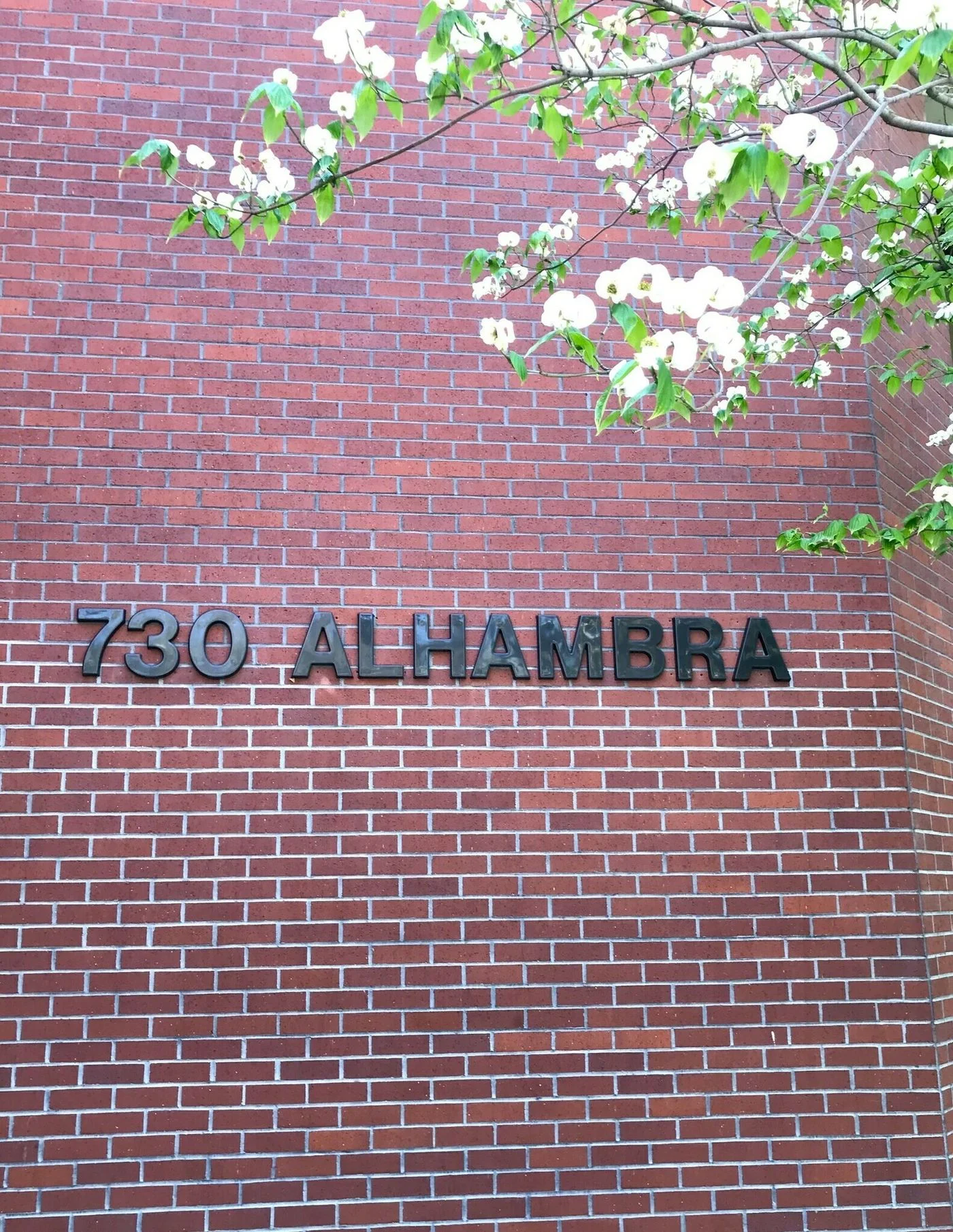 Photo 2 of 730 Alhambra Blvd, Sacramento, CA 95816