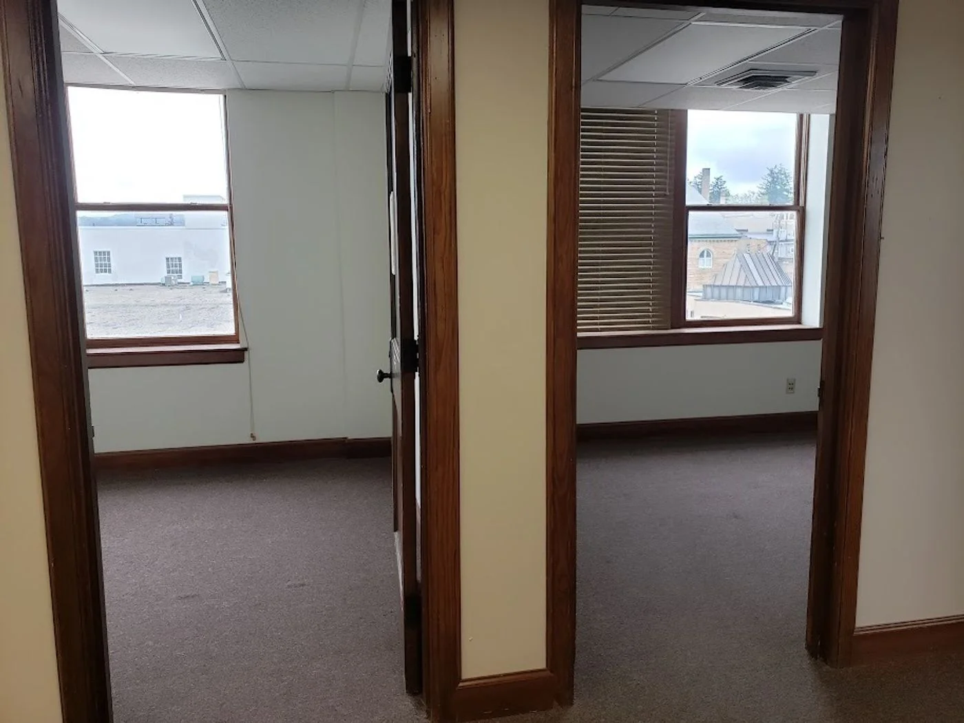 Photo 2 of 201 S Broad St, Lancaster, OH 43130