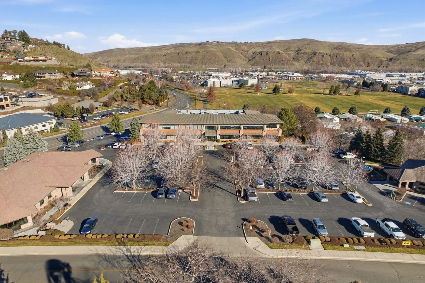 Photo 1 of 3911 Castlevale Road, Yakima, WA 98902