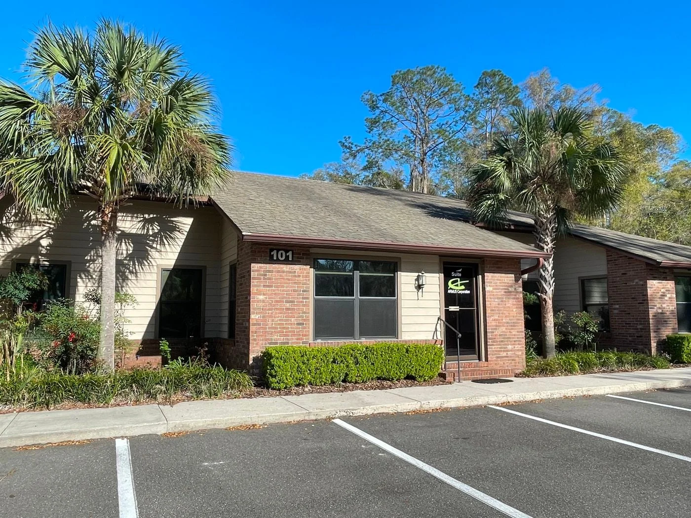 Photo 1 of 101 SW 140th Ter Ste B, Newberry, FL 32669