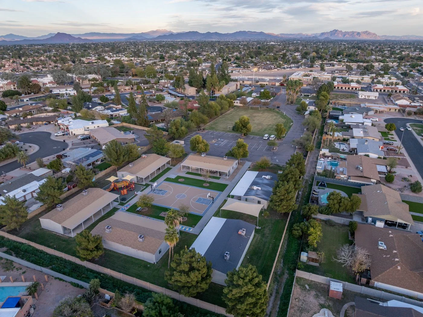 Photo 1 of 960 N Stapley Dr, Mesa, AZ 85203