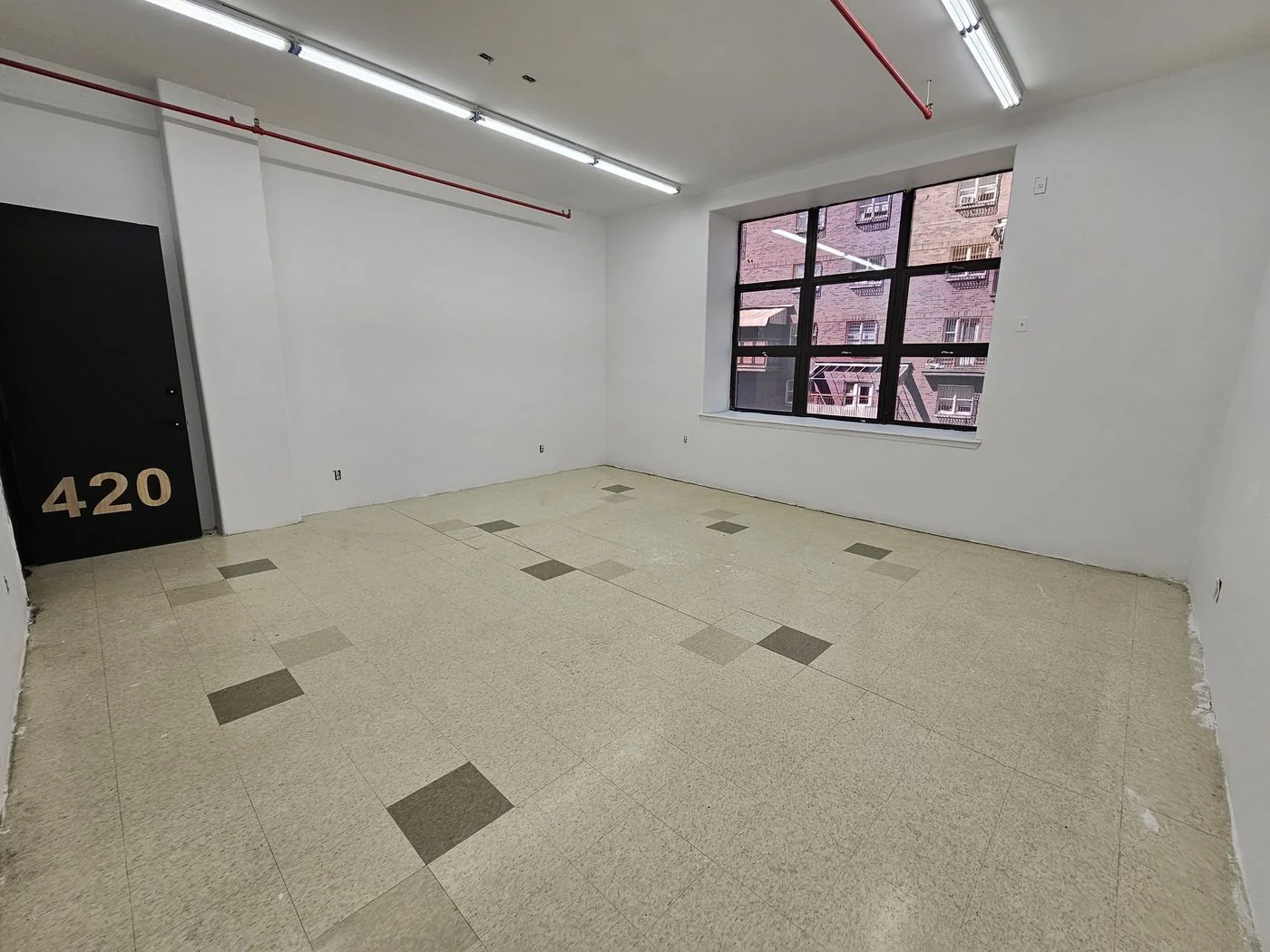 Photo 3 of 414 Flushing Ave, Brooklyn, NY 11205