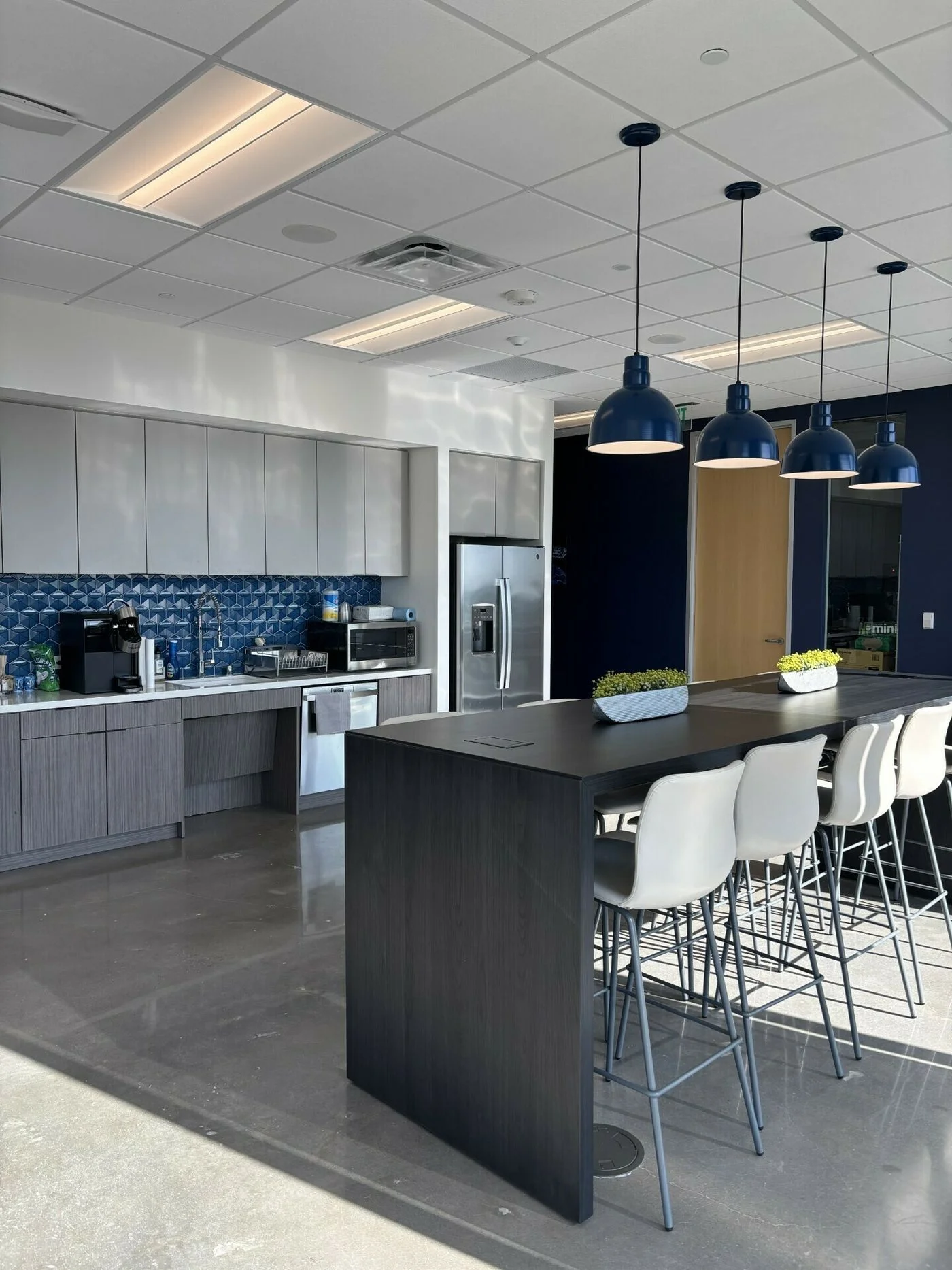 Photo 2 of 5525 Granite Parkway, Plano, TX 75024