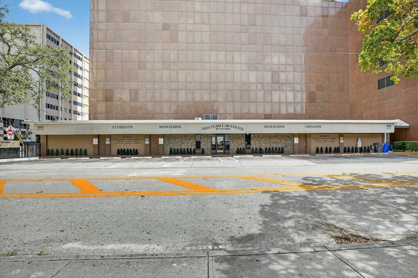 Photo 1 of 100 SE 6th Street, Fort Lauderdale, FL 33301