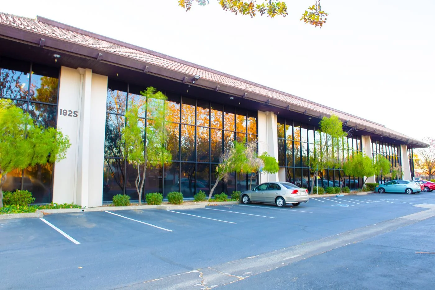 Photo 3 of 1825 Bell Street, Sacramento, CA 95825