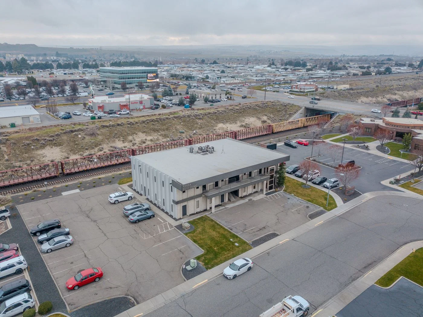 Photo 3 of 7525 West Deschutes Place, Kennewick, WA 99336